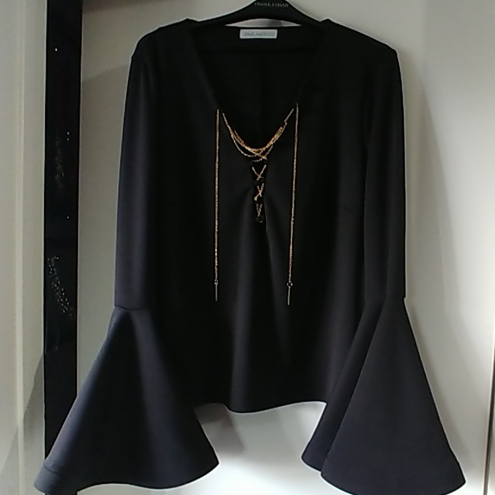 Paradise Black Blouse Bell Sleeves Chain L